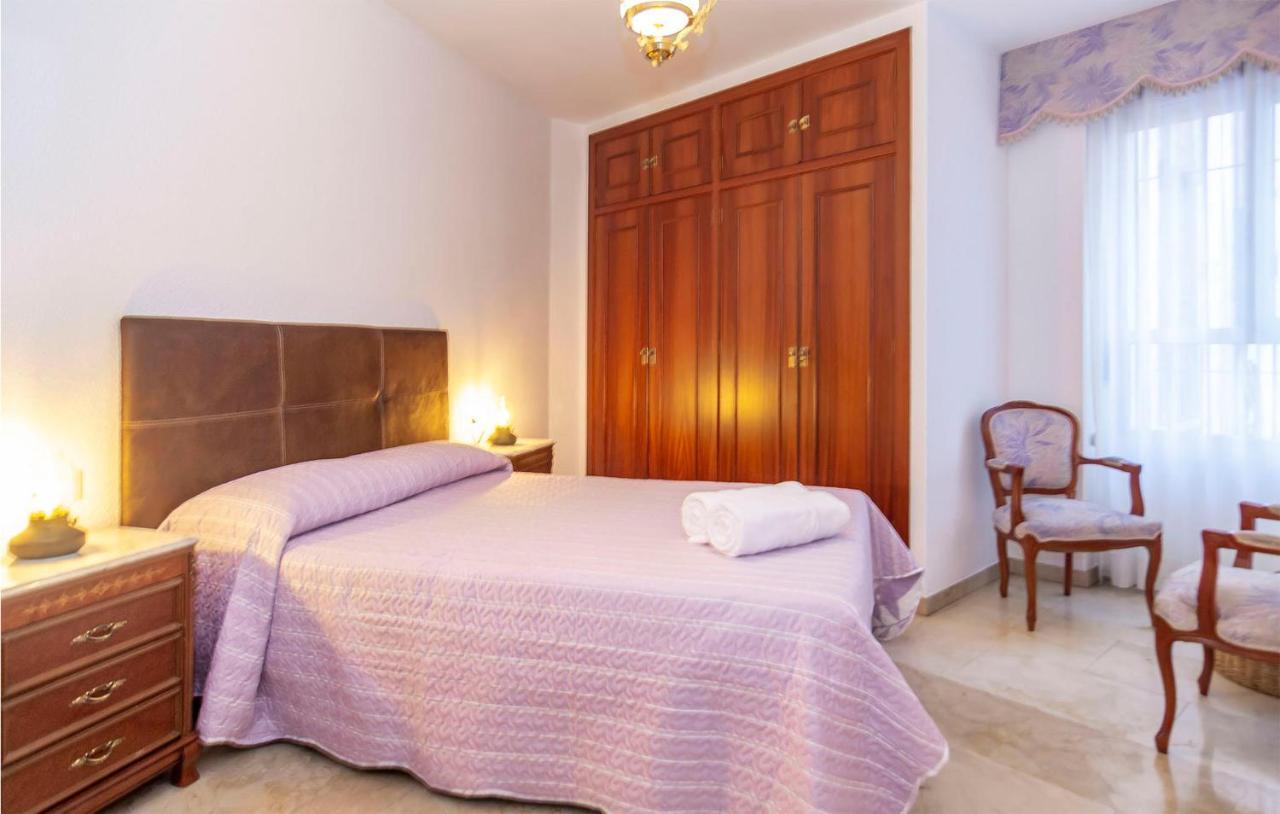 Beautiful Apartment In Crdoba With Kitchenette Cordoba Luaran gambar